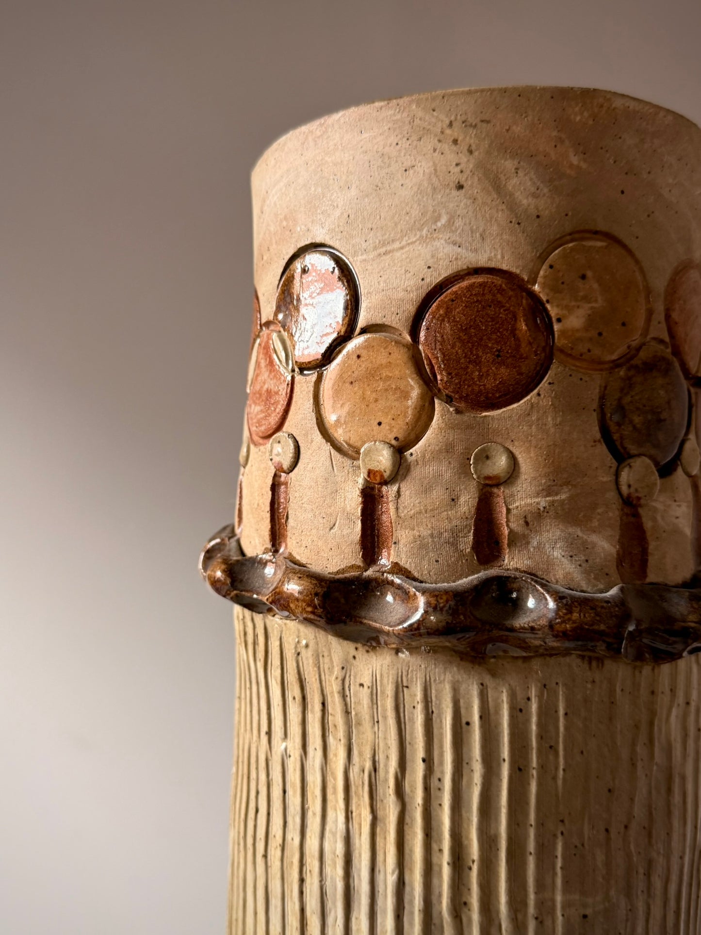 Ribbed Studio Pottery Vase with Dot Detailing