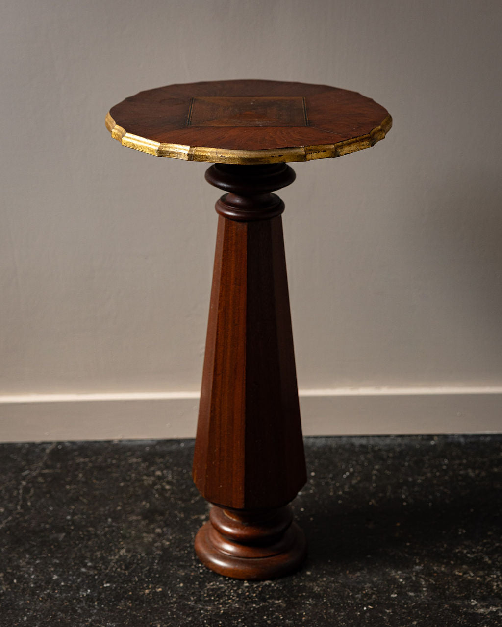 Newel Post Side Table with Florentine Top