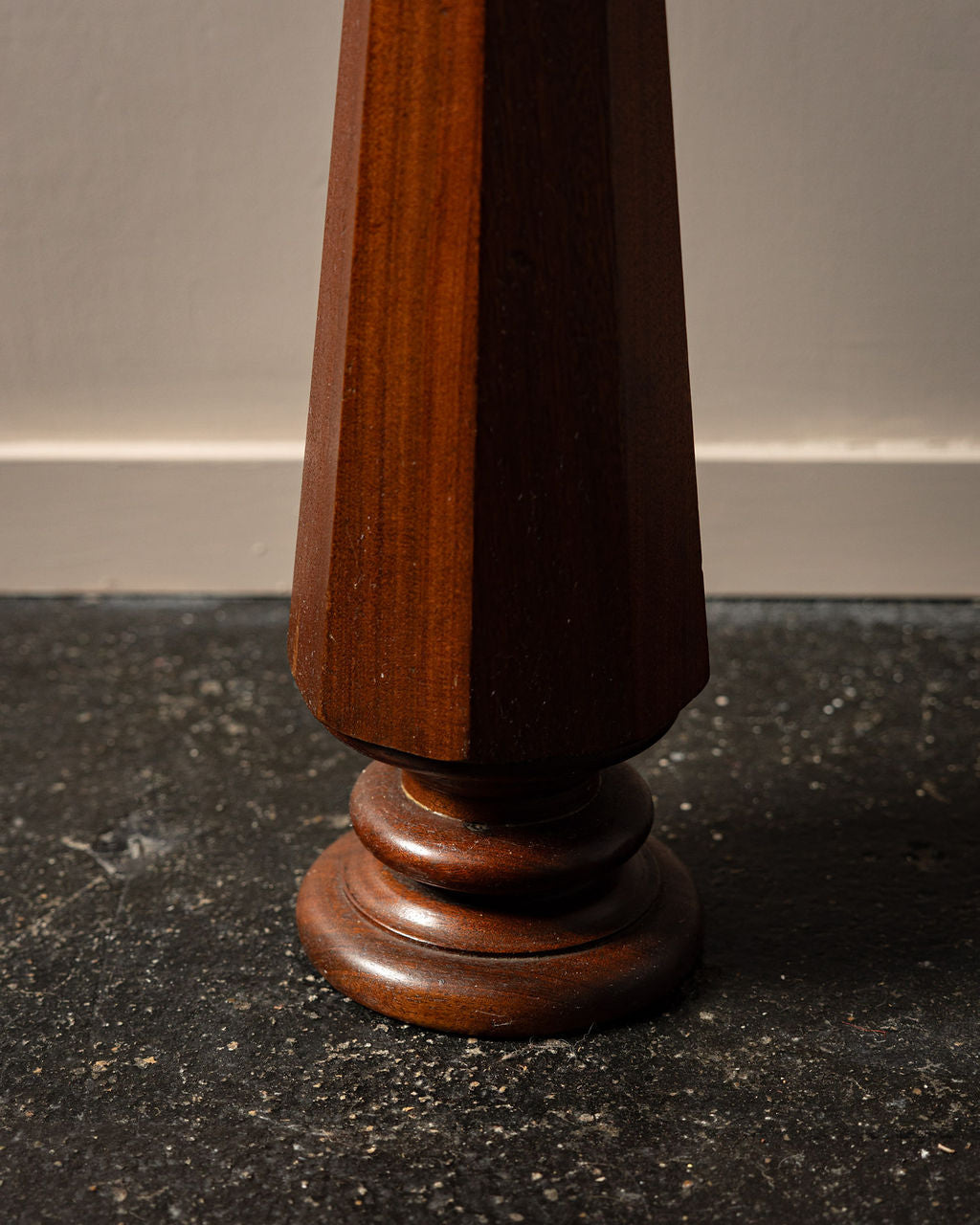 Newel Post Side Table with Florentine Top